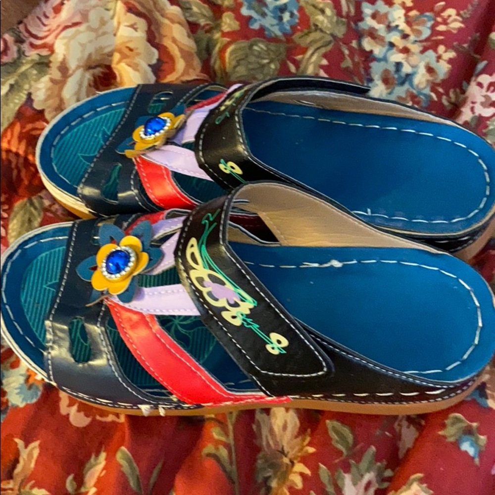 SLIP ON SANDALS - Picture 4 of 5